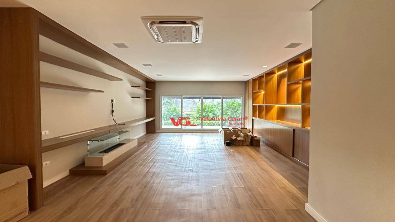 Casa de Condomínio à venda com 6 quartos, 648m² - Foto 9
