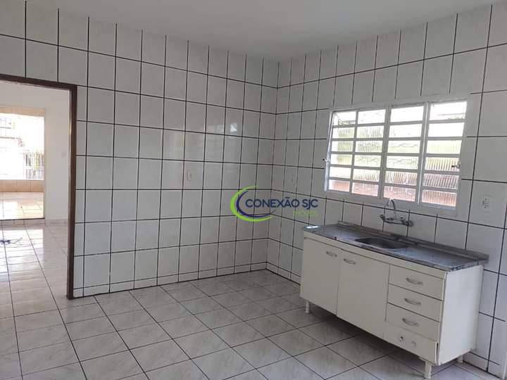 Casa à venda com 2 quartos, 80m² - Foto 9