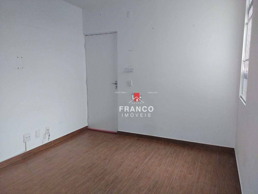 Apartamento à venda com 2 quartos, 48m² - Foto 4