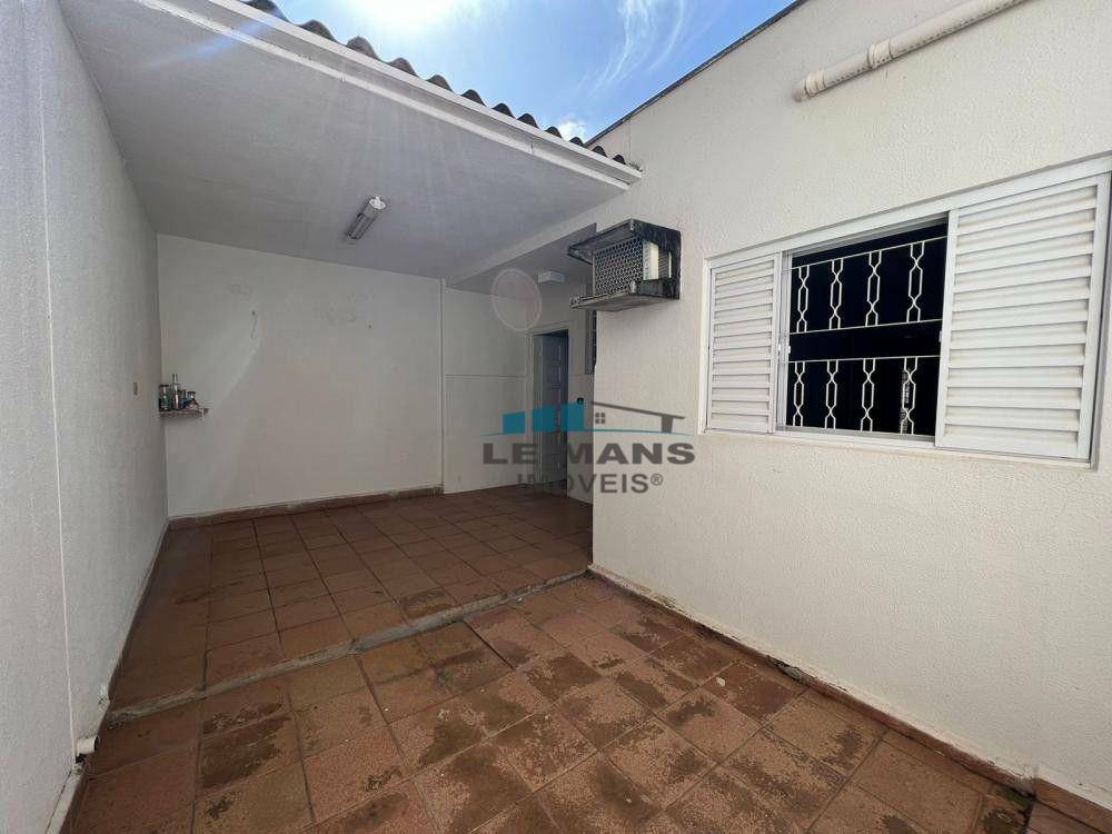 Casa à venda com 2 quartos, 110m² - Foto 13