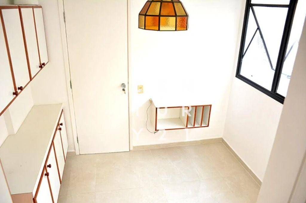 Apartamento à venda com 3 quartos, 195m² - Foto 29