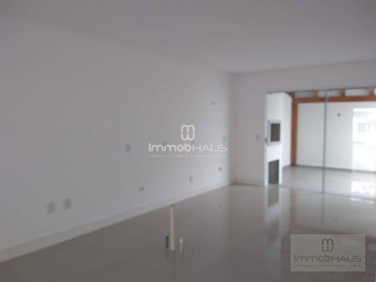 Sobrado à venda com 3 quartos, 182m² - Foto 4