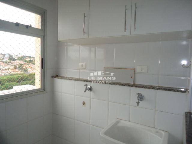 Apartamento à venda com 2 quartos, 77m² - Foto 24