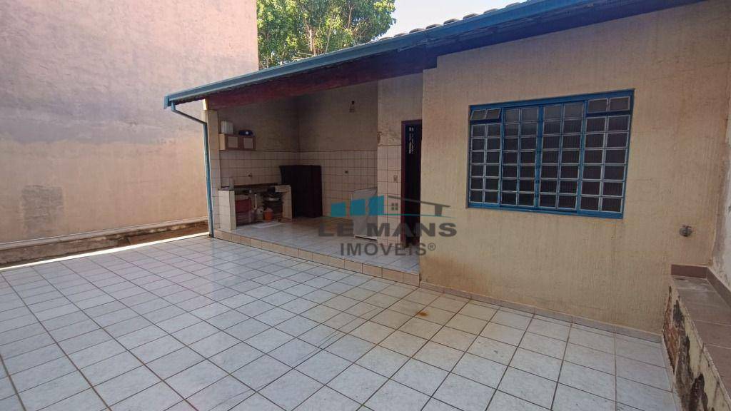 Casa à venda com 3 quartos, 247m² - Foto 23