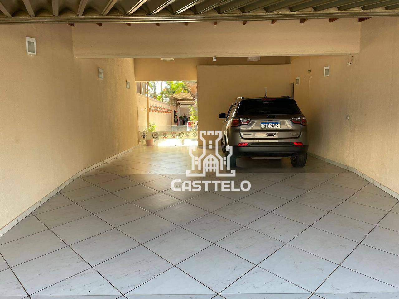 Sobrado à venda com 5 quartos, 450m² - Foto 2