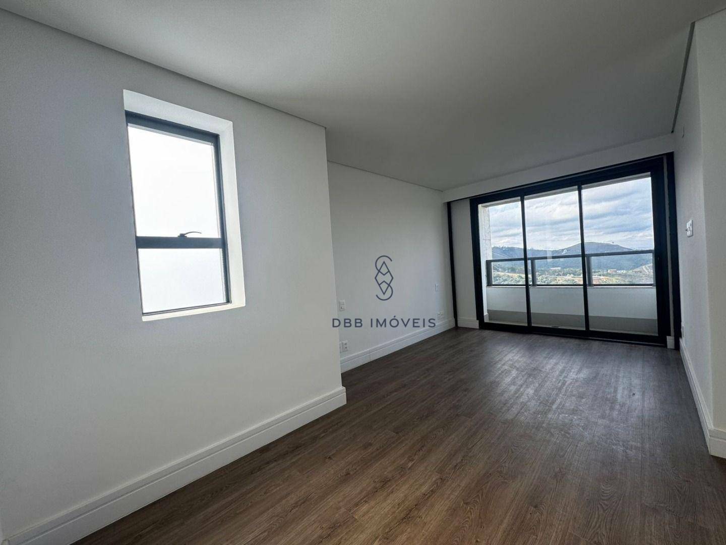 Apartamento à venda com 4 quartos, 192m² - Foto 9
