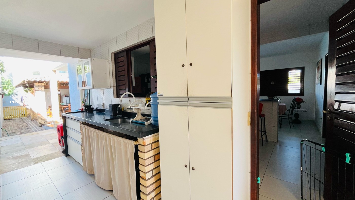 Casa à venda com 4 quartos, 450m² - Foto 15