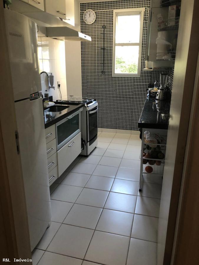 Apartamento à venda com 2 quartos, 64m² - Foto 13