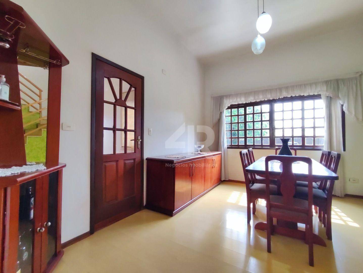 Sobrado à venda com 4 quartos, 300m² - Foto 11