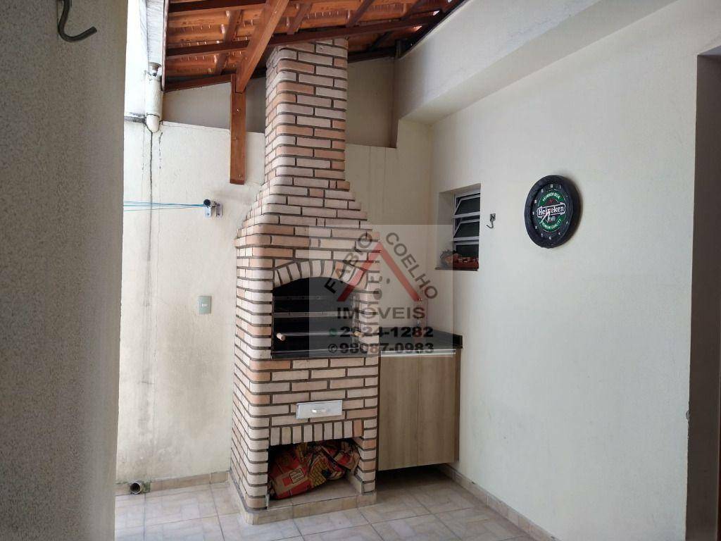 Sobrado à venda com 3 quartos, 180m² - Foto 24