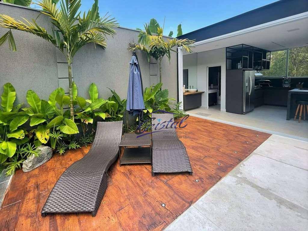 Casa de Condomínio à venda com 4 quartos, 463m² - Foto 32