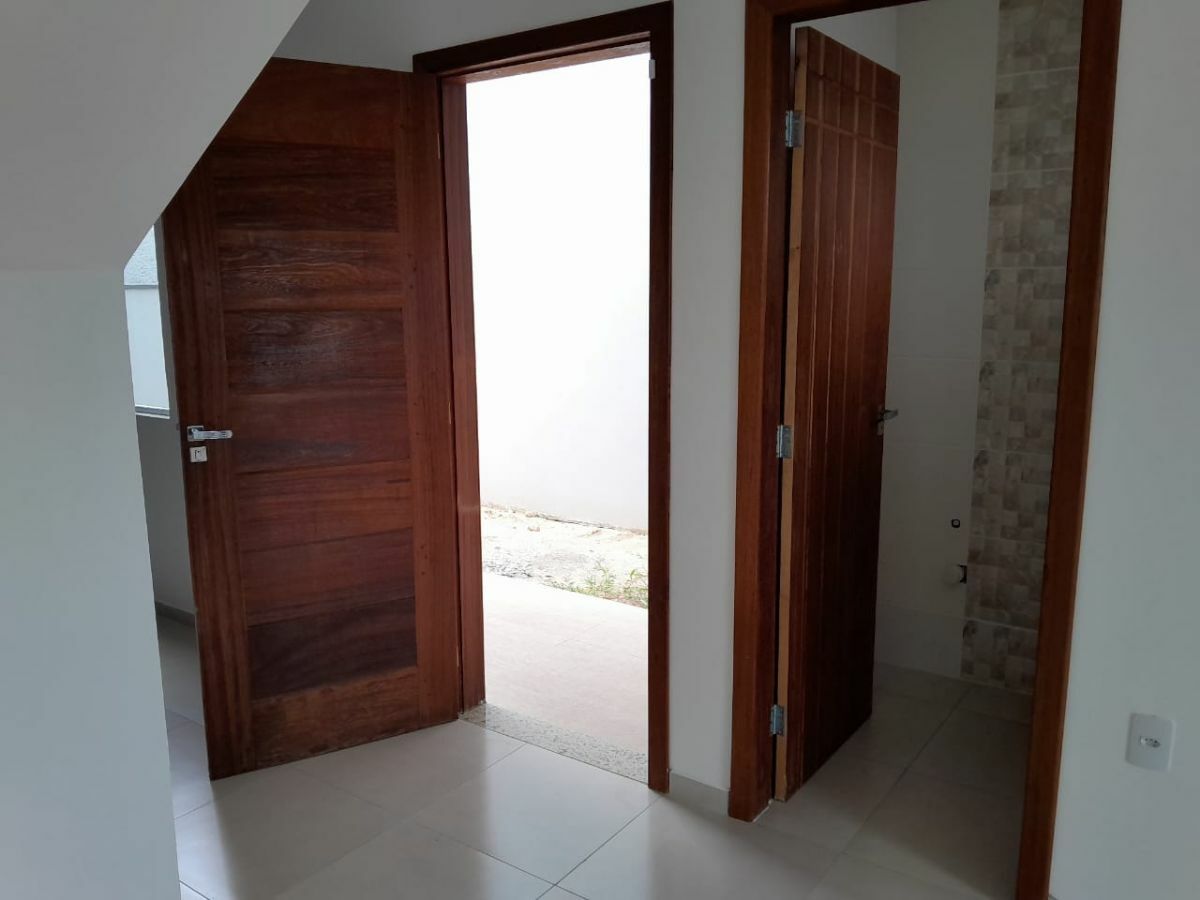 Casa à venda com 2 quartos, 86m² - Foto 17