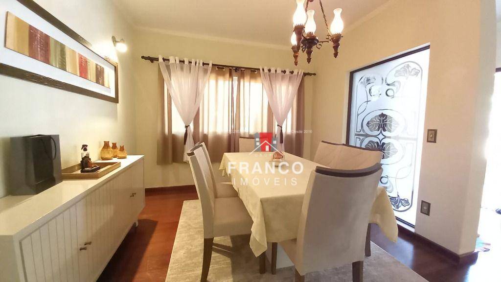 Chácara à venda com 4 quartos, 350m² - Foto 14