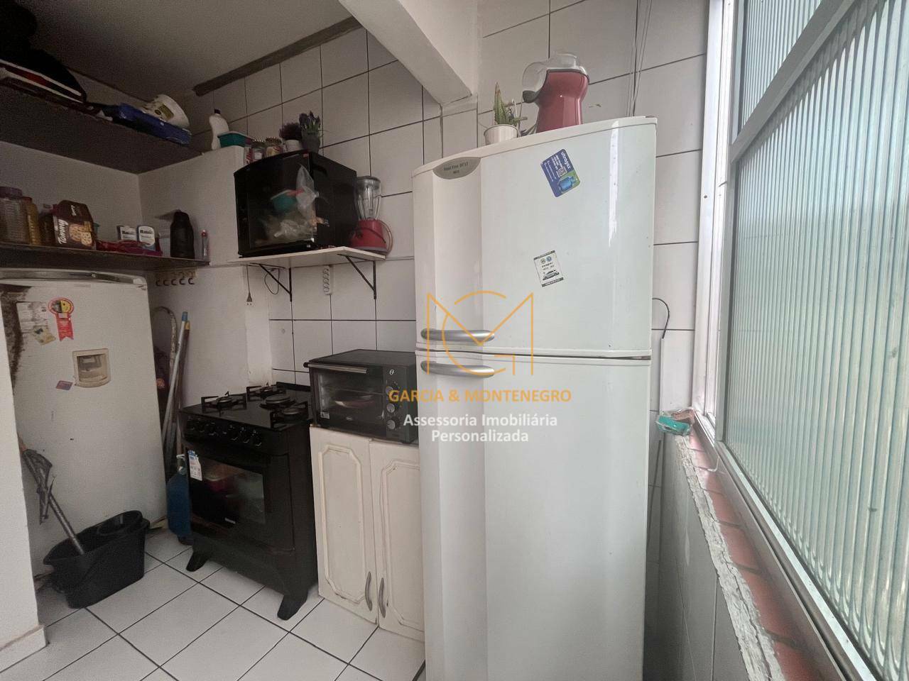 Apartamento à venda com 2 quartos, 75m² - Foto 8