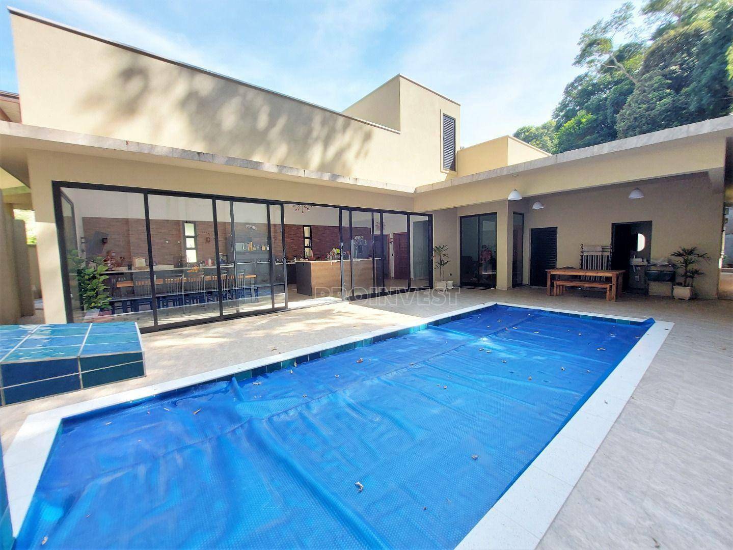 Casa de Condomínio à venda com 4 quartos, 403m² - Foto 1