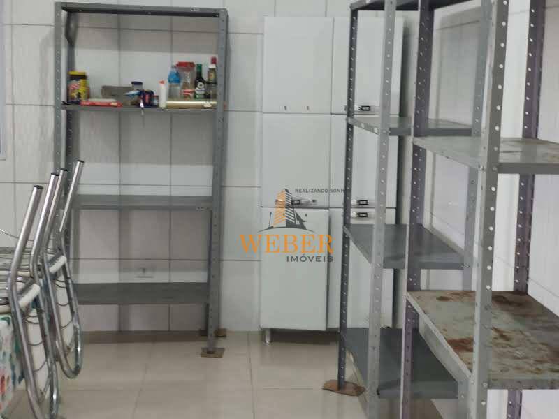 Chácara à venda com 4 quartos, 210m² - Foto 54