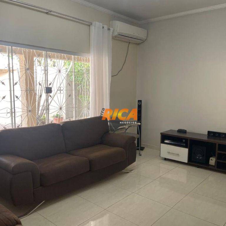 Casa de Condomínio à venda com 3 quartos, 400m² - Foto 11