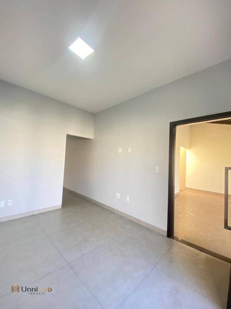 Casa, 3 quartos, 221 m² - Foto 3