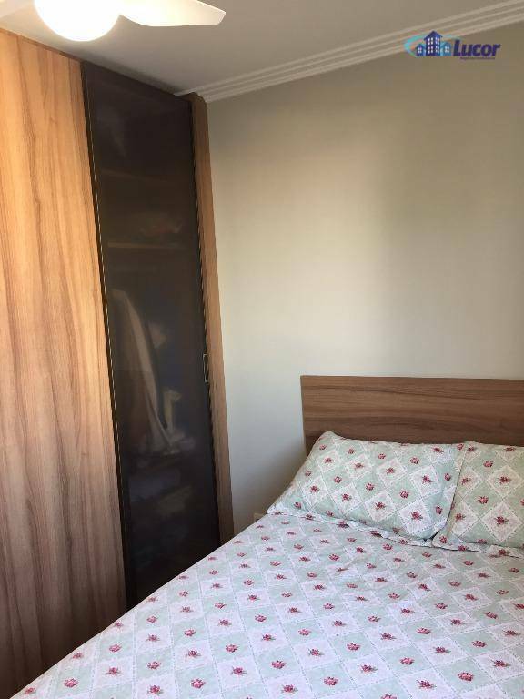 Apartamento à venda com 3 quartos, 104m² - Foto 4