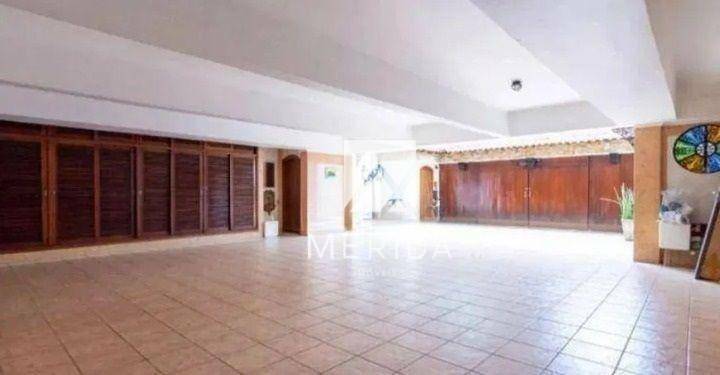 Casa à venda e aluguel com 3 quartos, 325m² - Foto 7