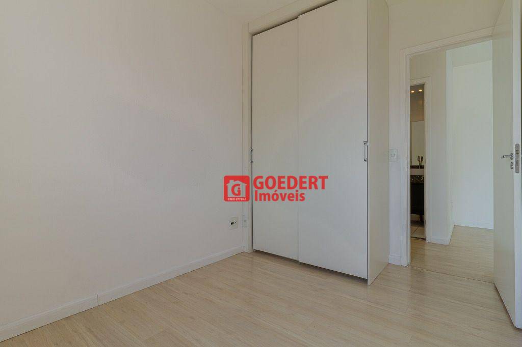 Apartamento à venda com 2 quartos, 61m² - Foto 17