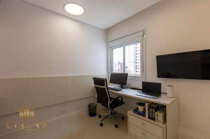 Apartamento à venda com 4 quartos, 165m² - Foto 13