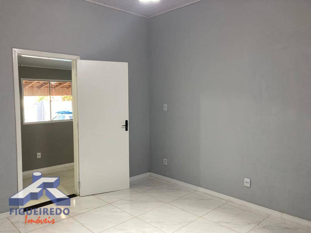 Casa à venda com 2 quartos, 51m² - Foto 12