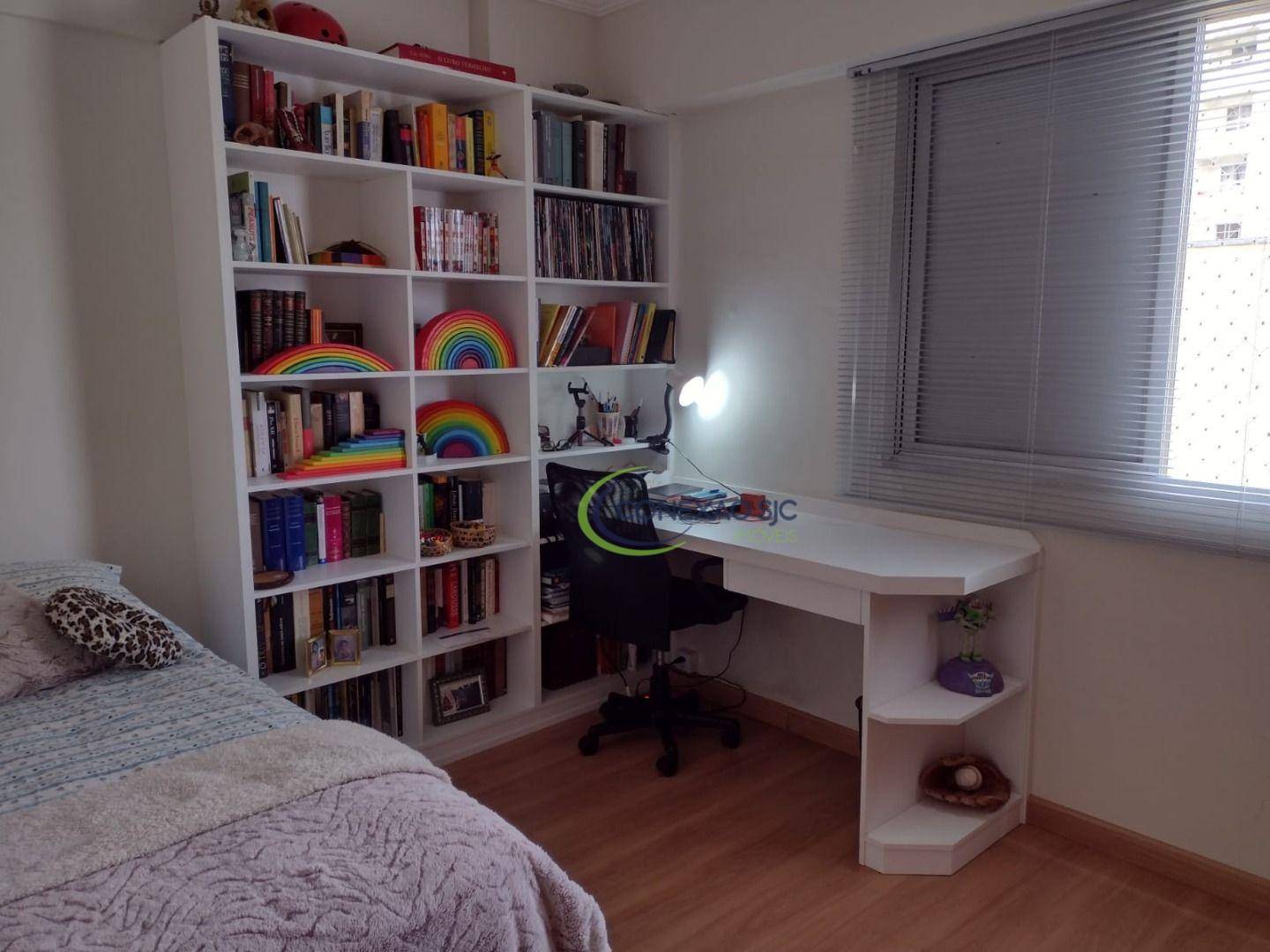 Apartamento à venda com 3 quartos, 90m² - Foto 11