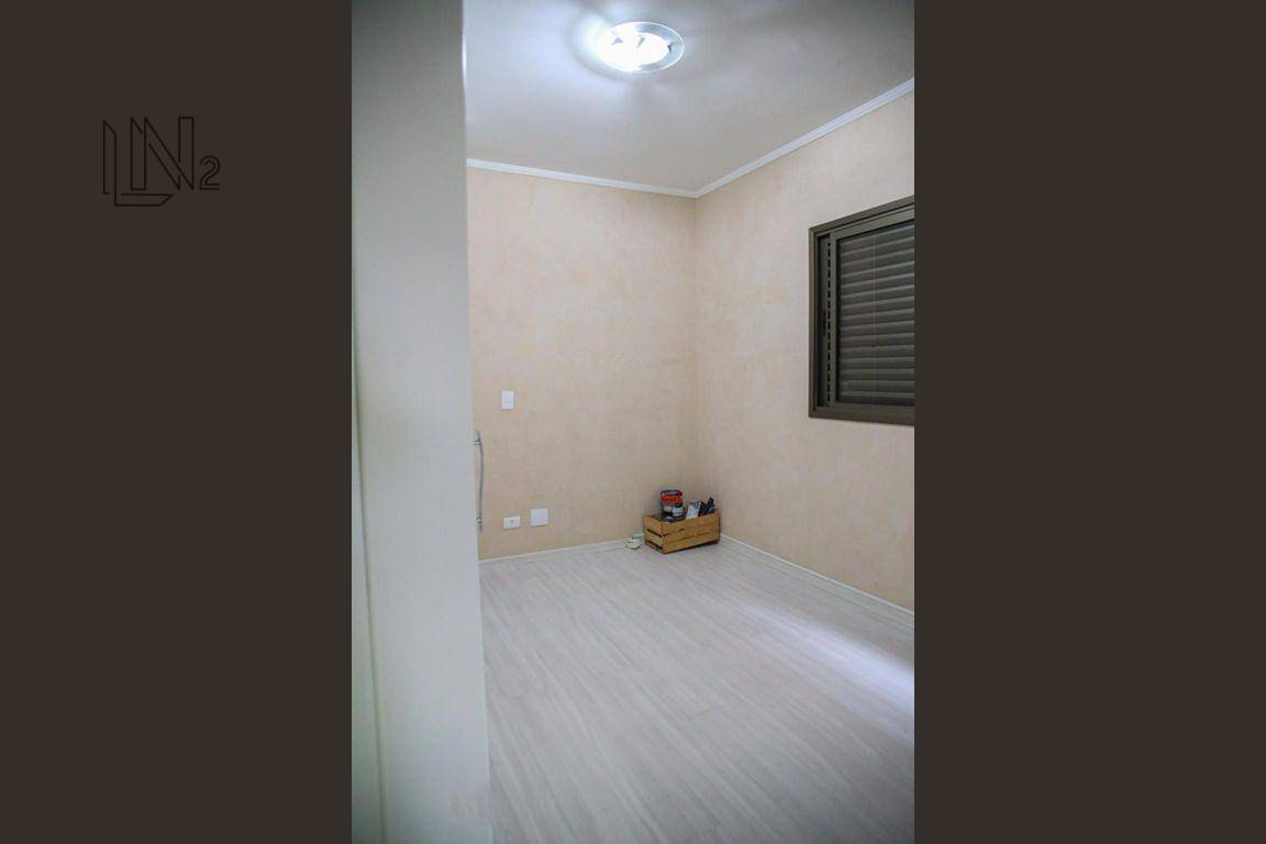 Apartamento para alugar com 3 quartos, 105m² - Foto 10