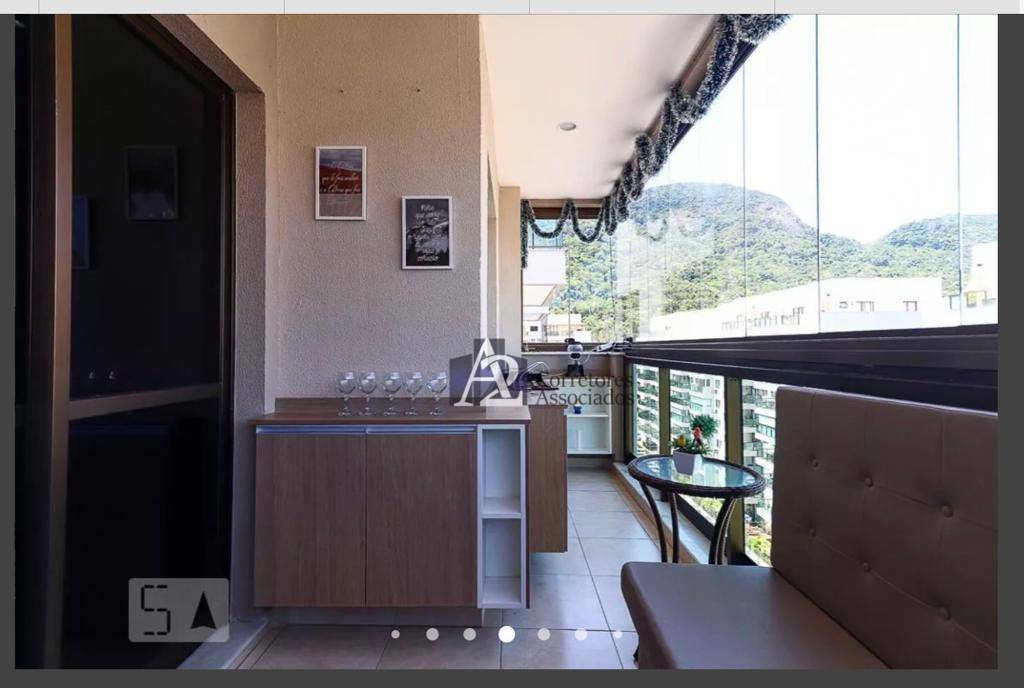 Apartamento à venda com 2 quartos, 75m² - Foto 19