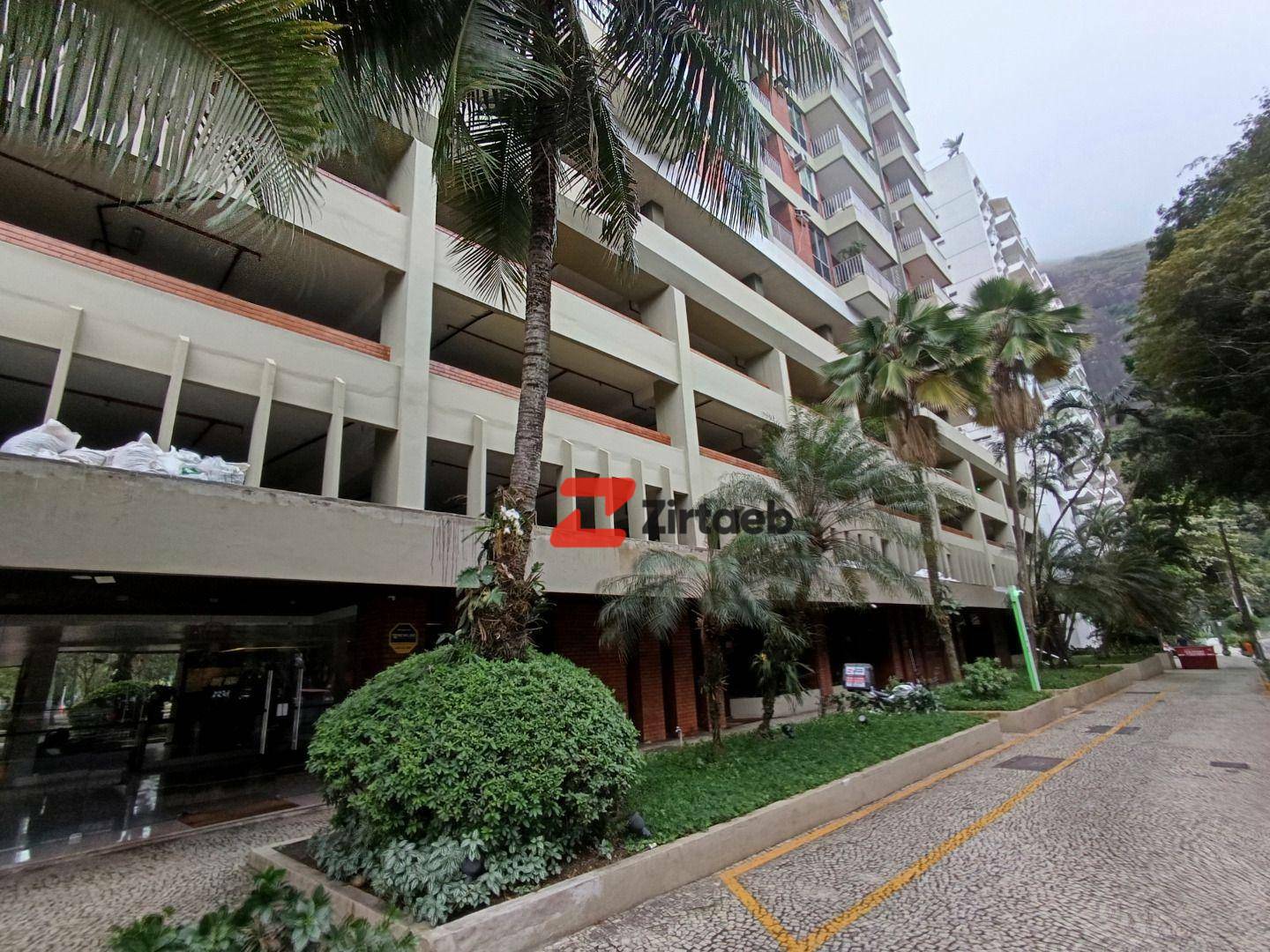 Apartamento para alugar com 2 quartos, 104m² - Foto 35