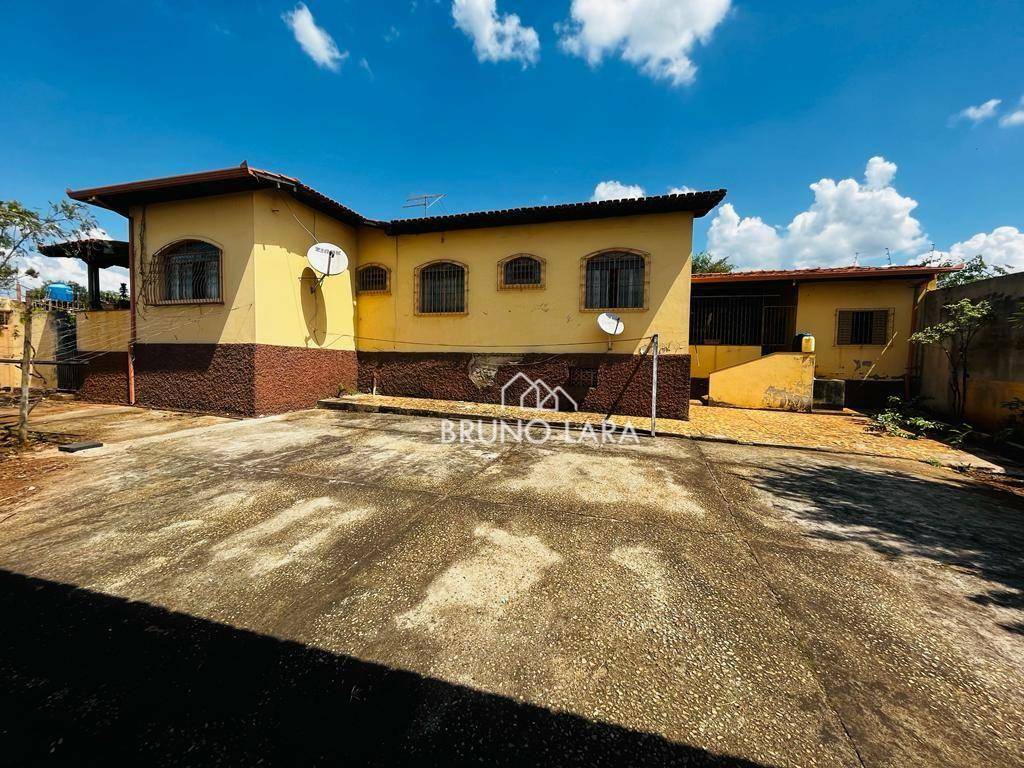 Casa à venda e aluguel com 4 quartos, 400m² - Foto 29