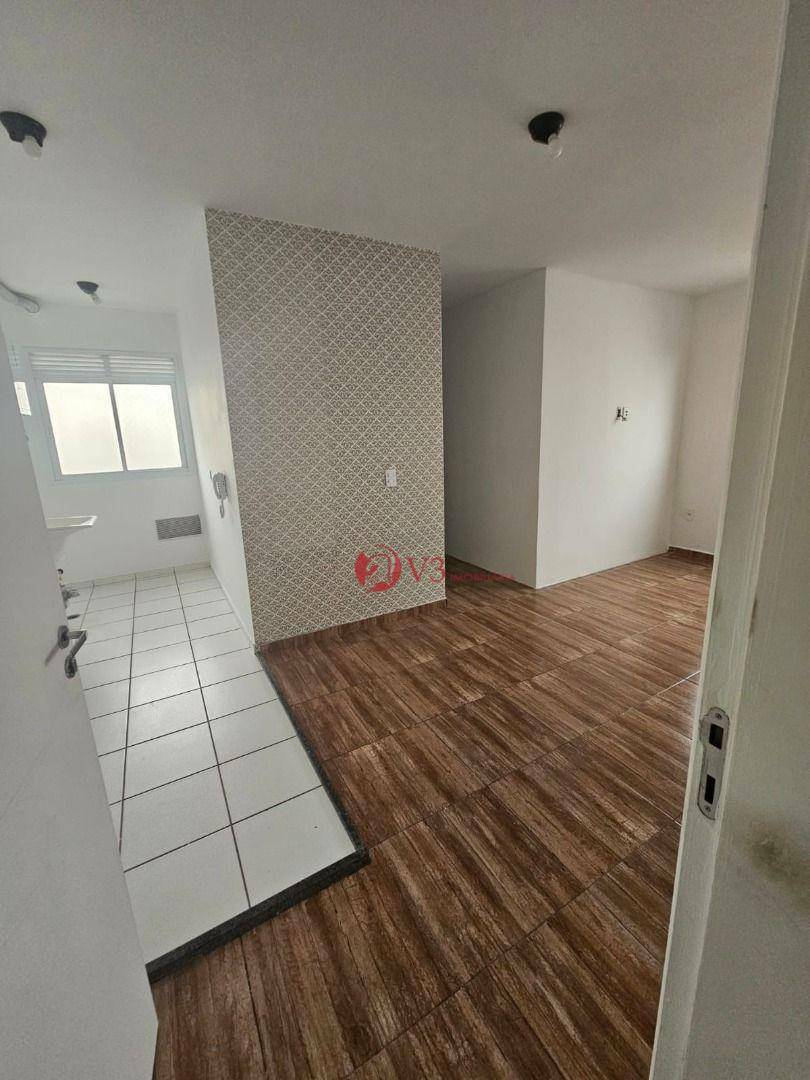 Apartamento à venda com 2 quartos, 43m² - Foto 4