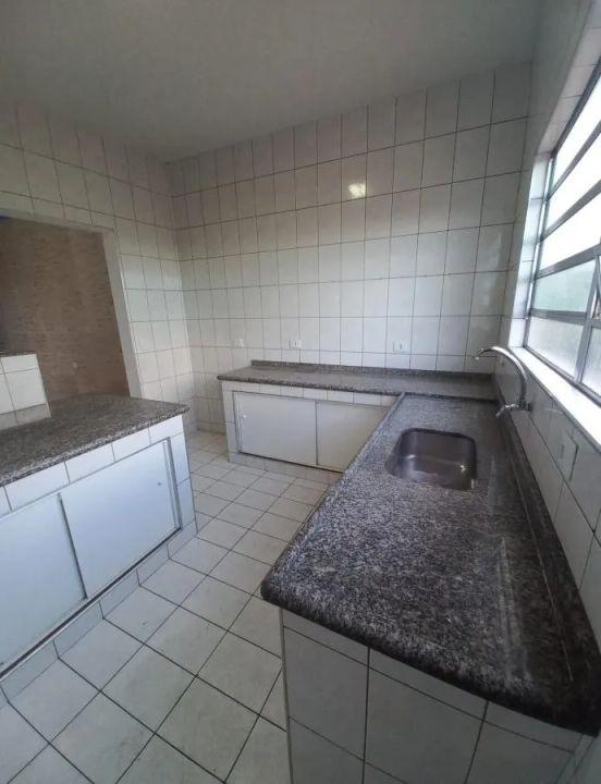 Sobrado à venda com 4 quartos, 260m² - Foto 5