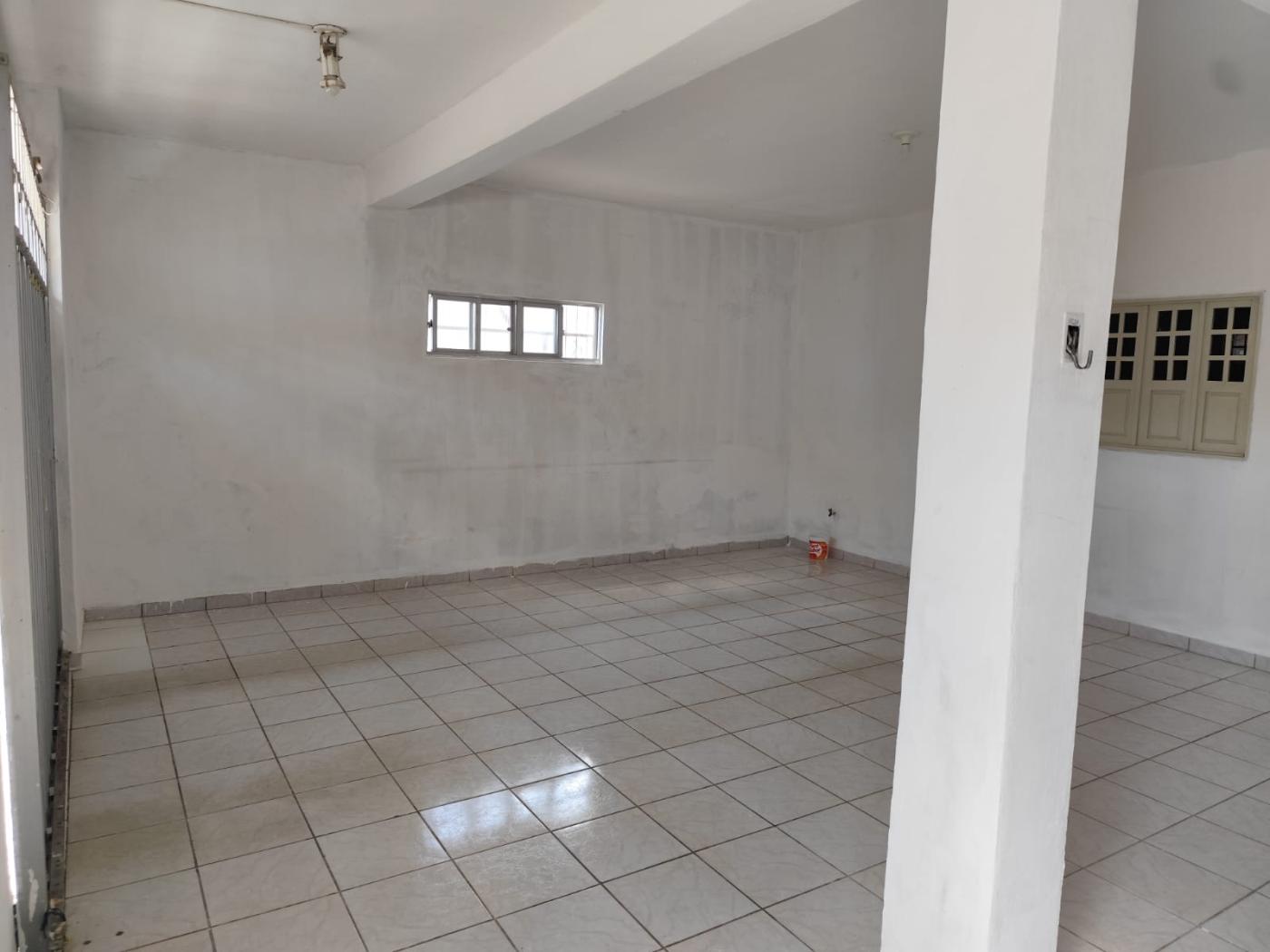 Casa para alugar com 3 quartos, 200m² - Foto 3