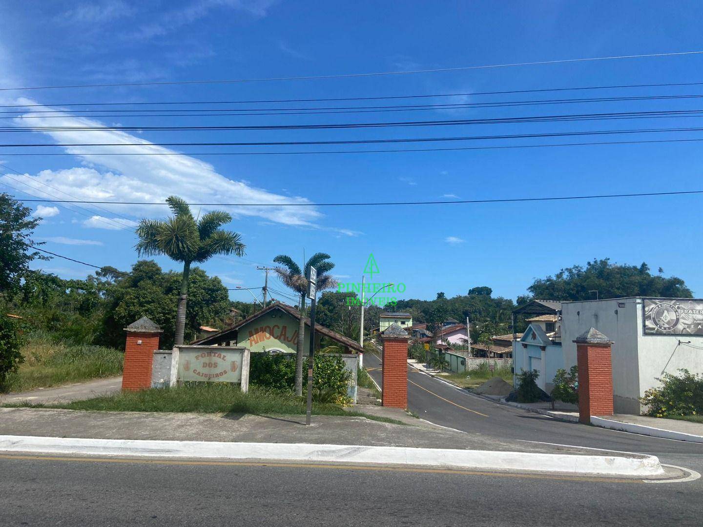 Casa de Condomínio à venda com 4 quartos, 400m² - Foto 1