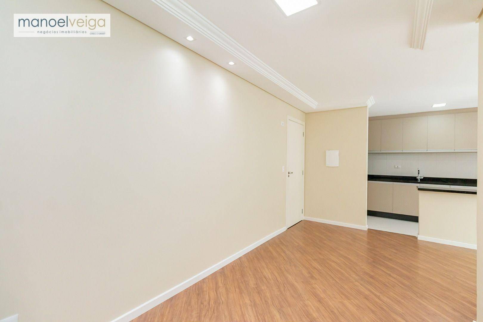 Apartamento para alugar com 3 quartos, 121m² - Foto 3