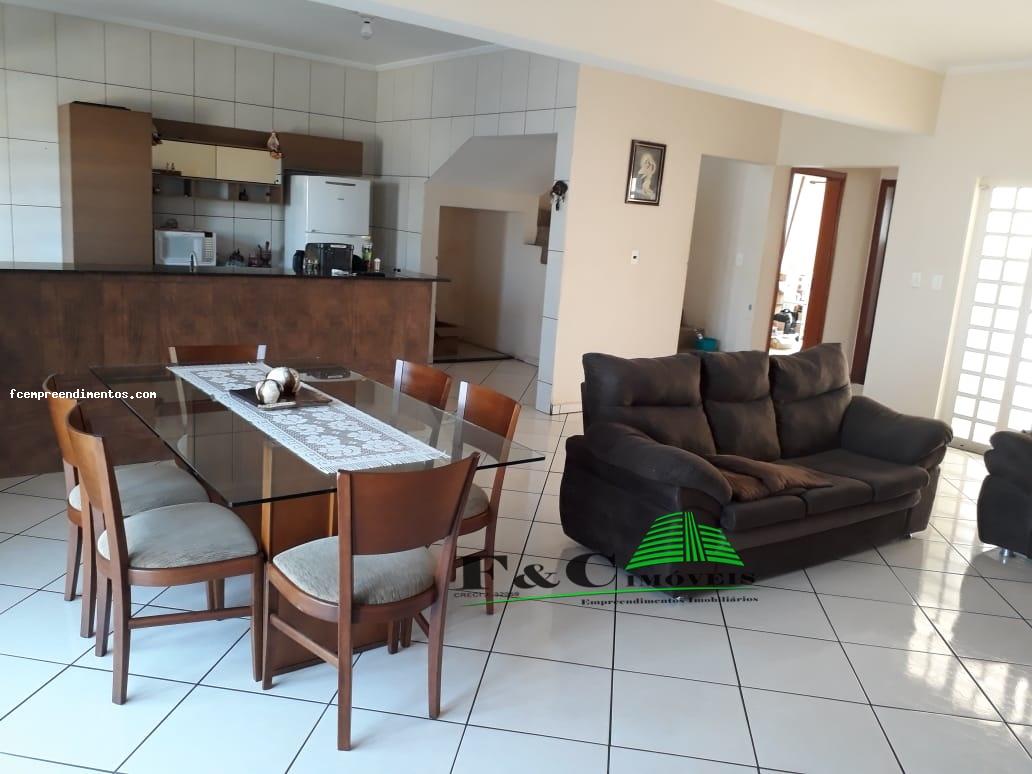 Sobrado à venda com 4 quartos, 250m² - Foto 6