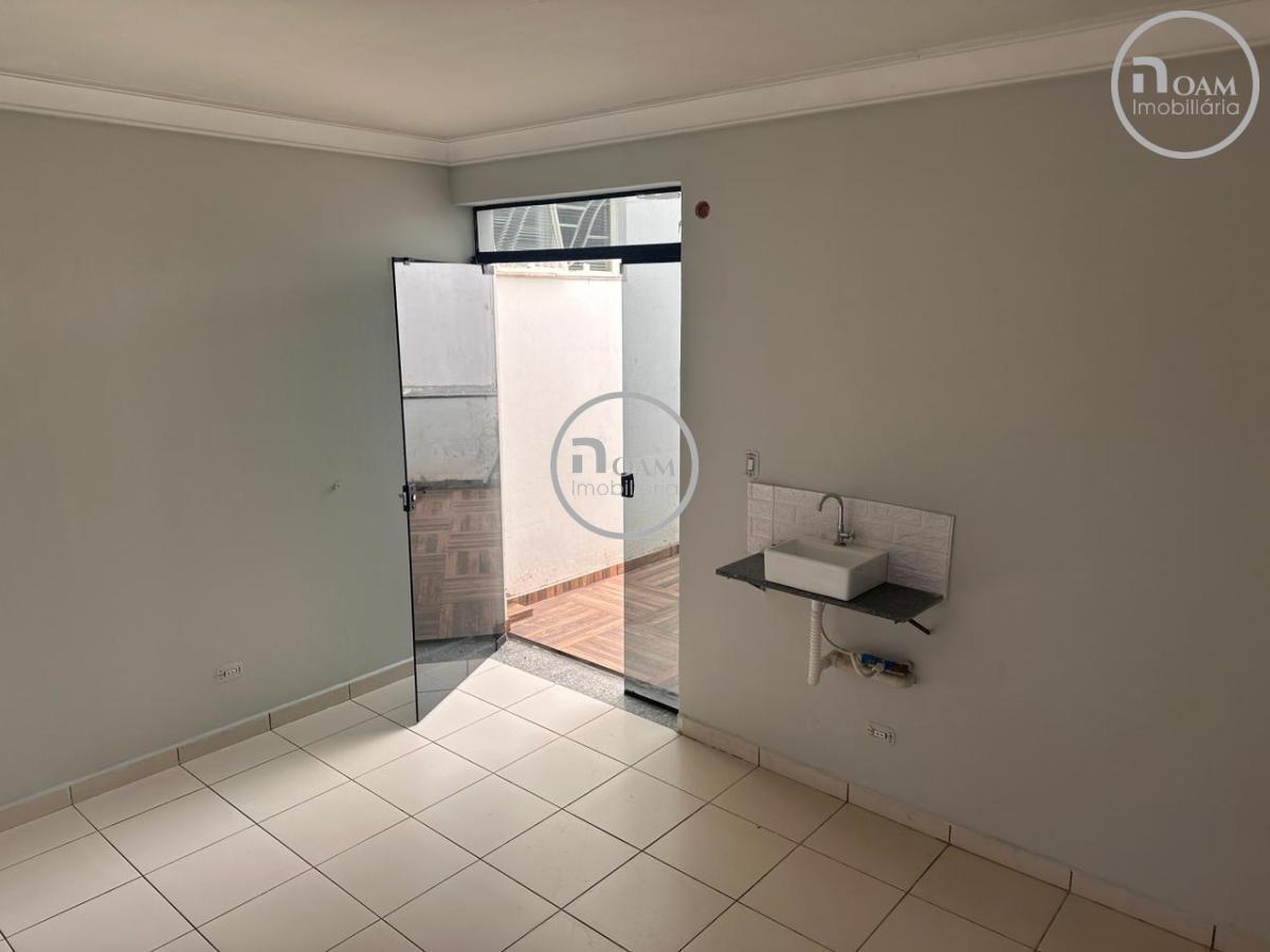 Casa para alugar com 3 quartos, 560m² - Foto 30