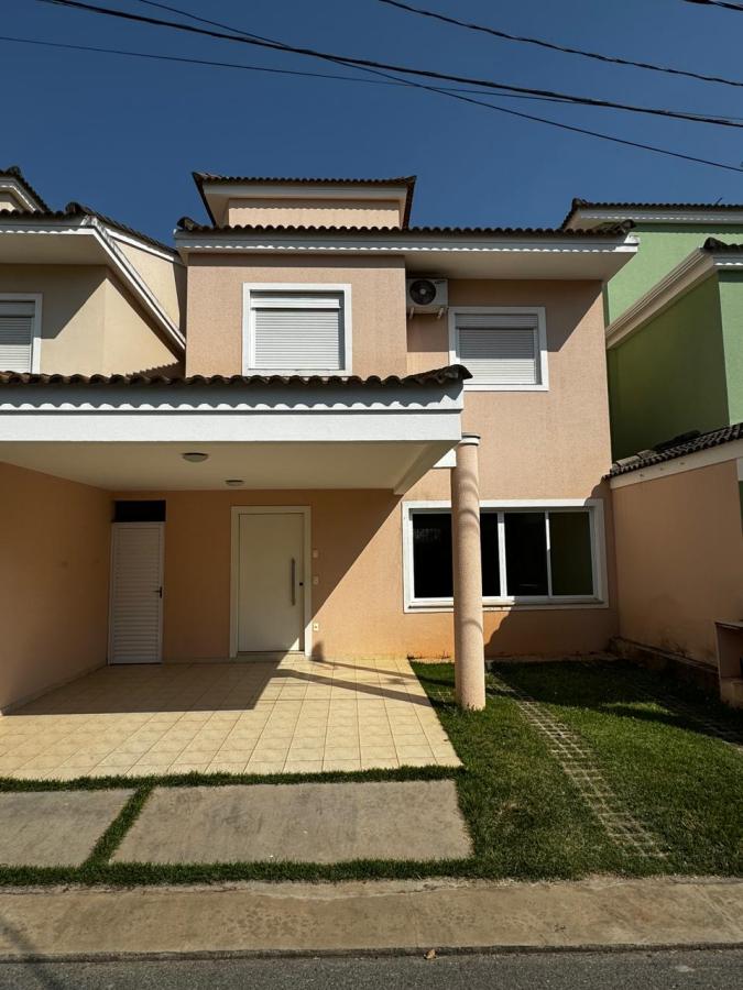 Casa de Condomínio para alugar com 4 quartos, 130m² - Foto 2