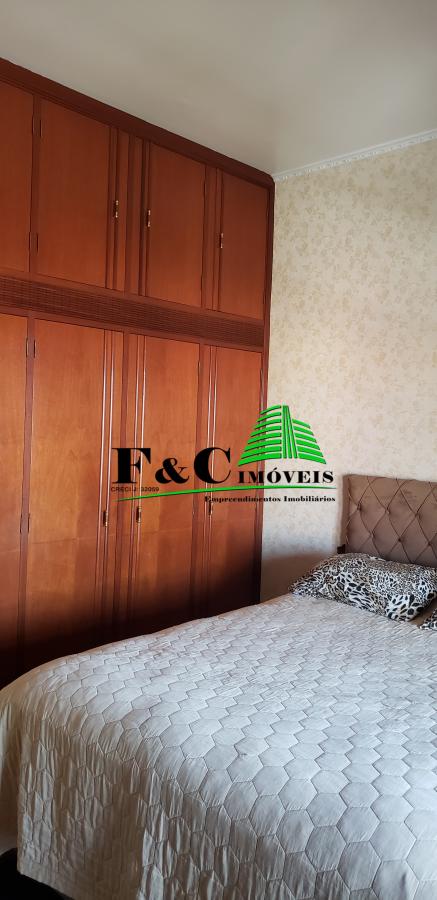 Casa para alugar com 3 quartos, 140m² - Foto 40