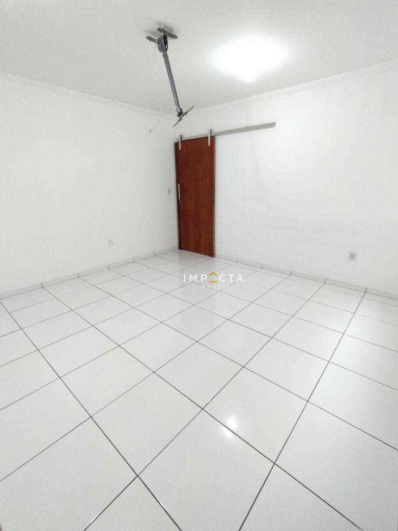 Casa à venda com 2 quartos, 145m² - Foto 11