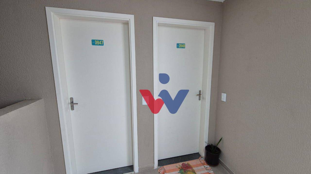 Apartamento à venda com 2 quartos, 40m² - Foto 2