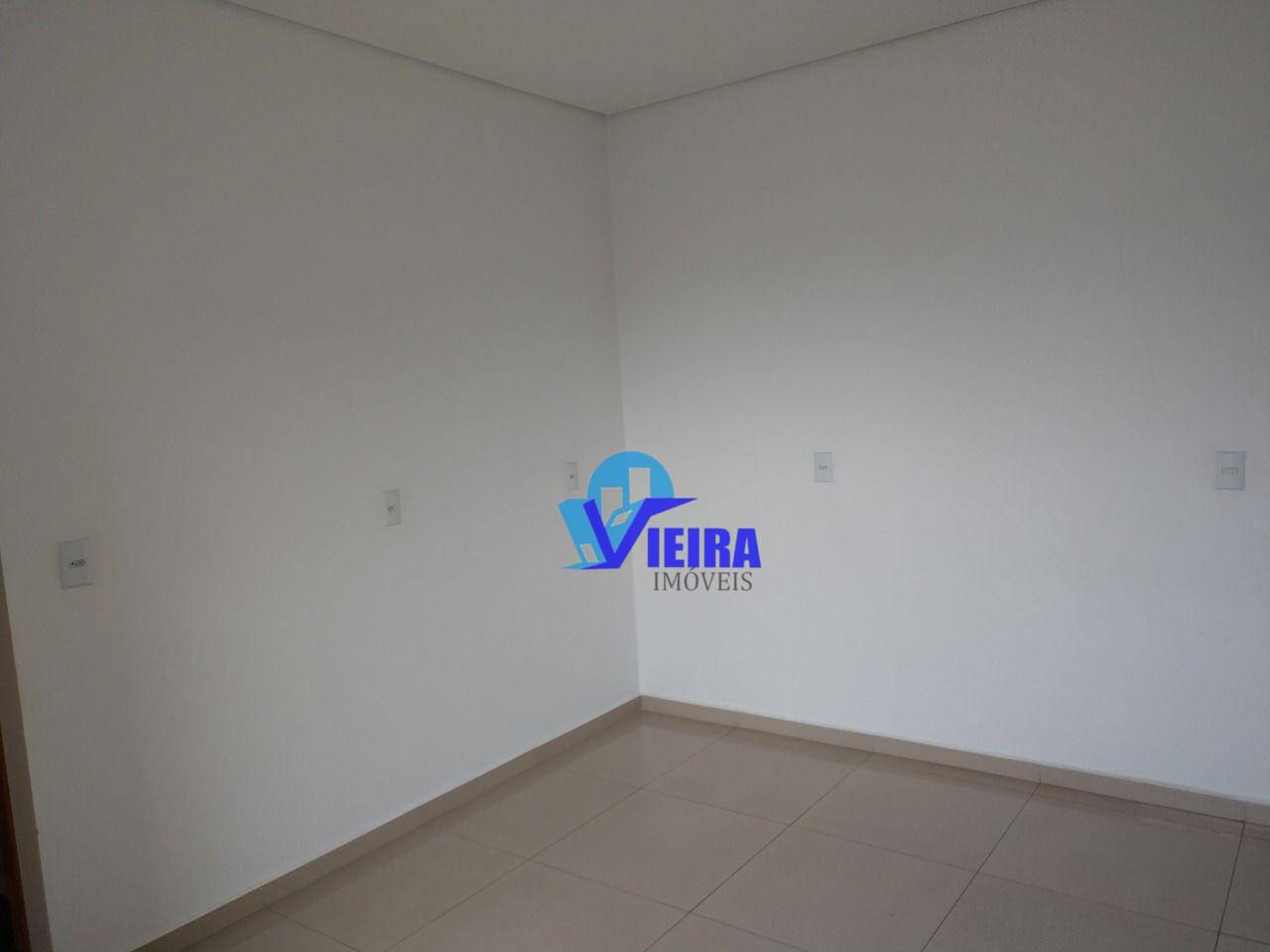 Casa à venda com 2 quartos, 48m² - Foto 11