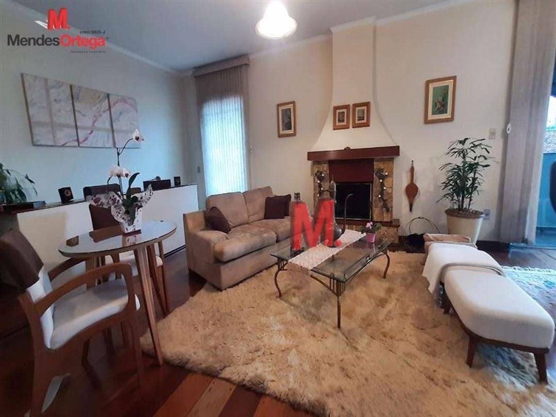 Casa à venda com 4 quartos, 510m² - Foto 2