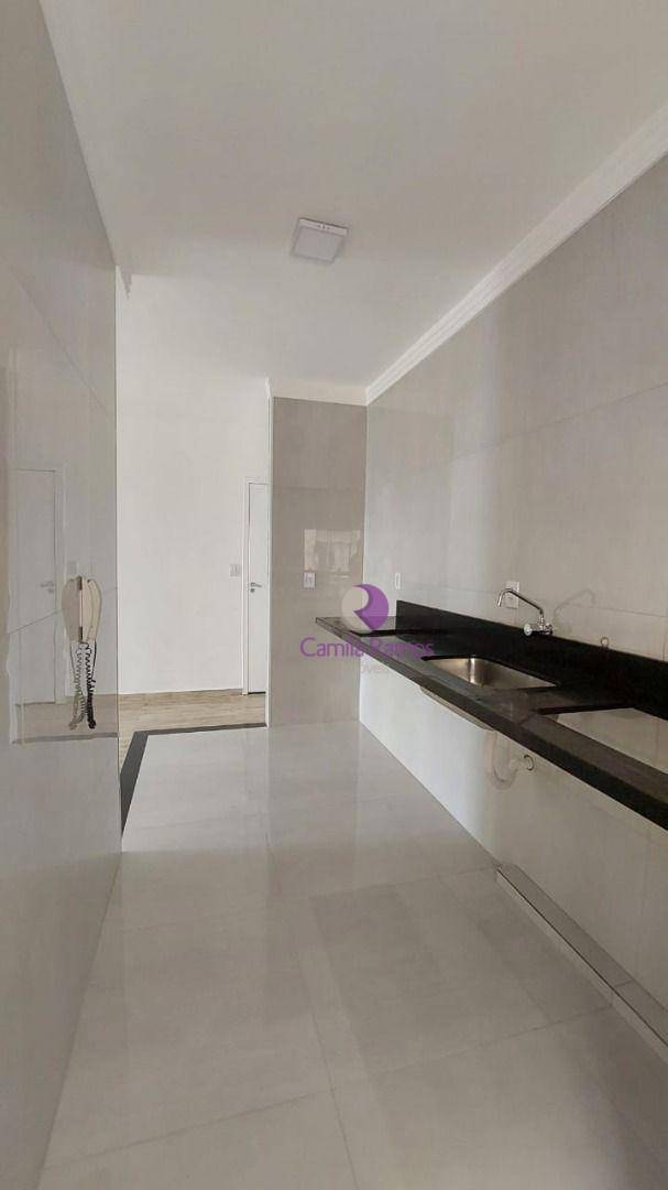 Apartamento à venda com 2 quartos, 61m² - Foto 4