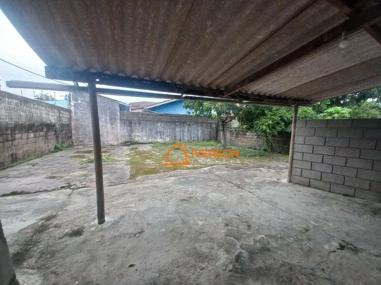 Casa à venda com 2 quartos, 60m² - Foto 14