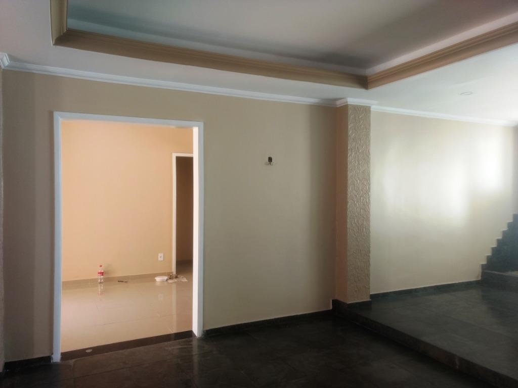 Casa para alugar com 4 quartos, 465m² - Foto 10