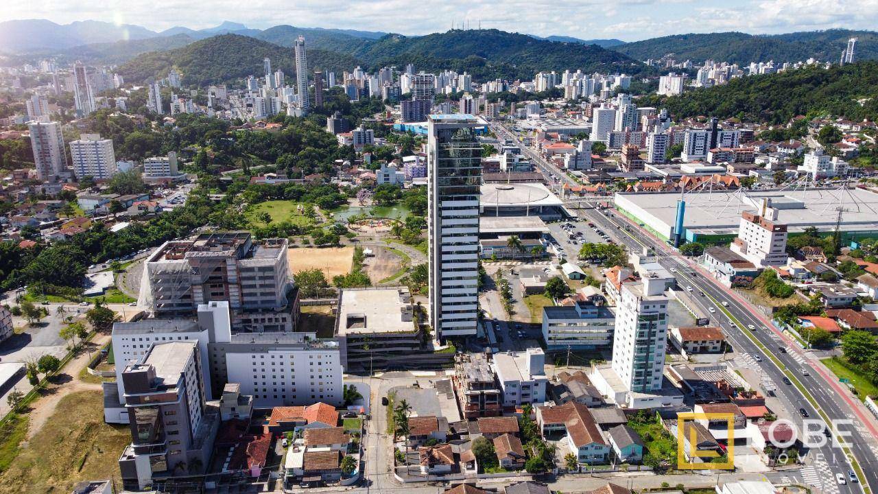 Apartamento à venda com 2 quartos, 75m² - Foto 20
