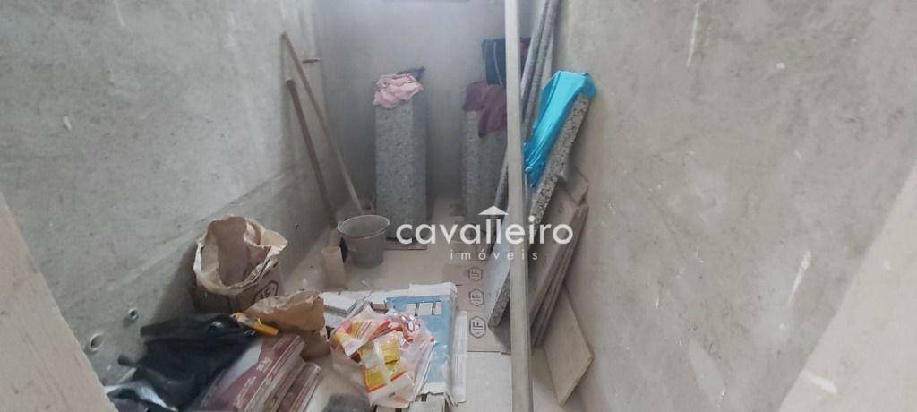 Casa à venda com 3 quartos, 180m² - Foto 15